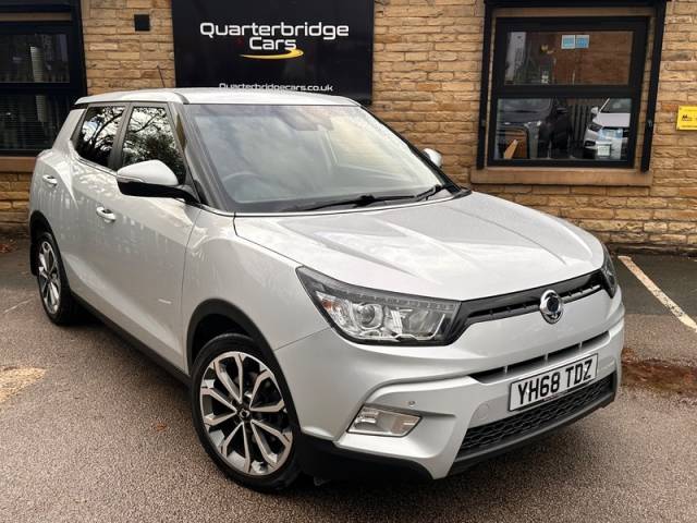 SsangYong Tivoli 1.6 ELX HATCHBACK Diesel SILVER