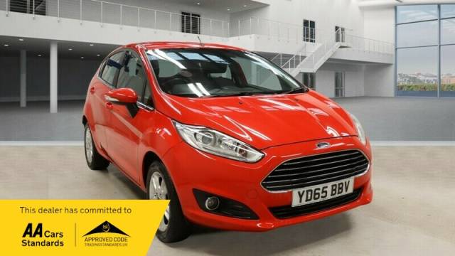 Ford Fiesta 1.0 ZETEC HATCHBACK Petrol RED