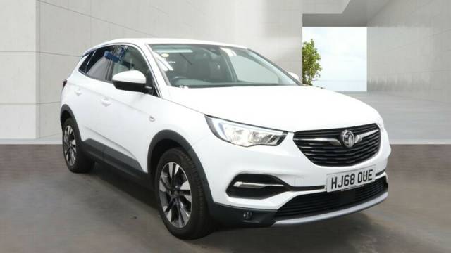 Vauxhall Grandland X 1.6 SPORT NAV S/S HATCHBACK Diesel WHITE
