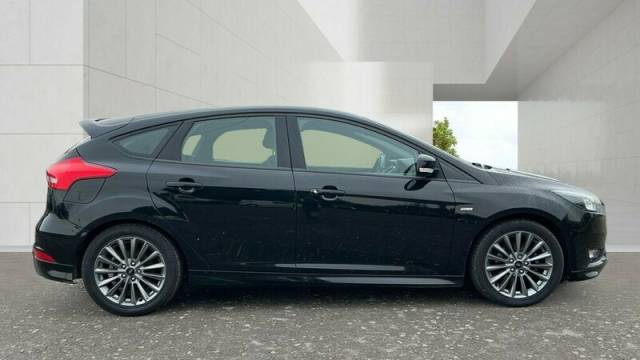 2018 Ford Focus 1.0 ST-LINE