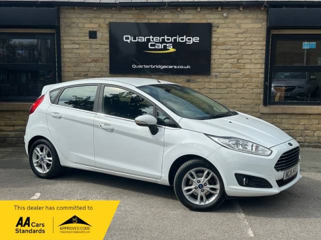 Ford Fiesta 1.0 ZETEC HATCHBACK Petrol WHITE